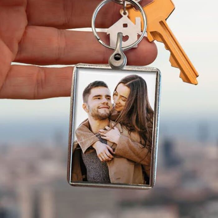 Create a metal keyring with your favourite photo.